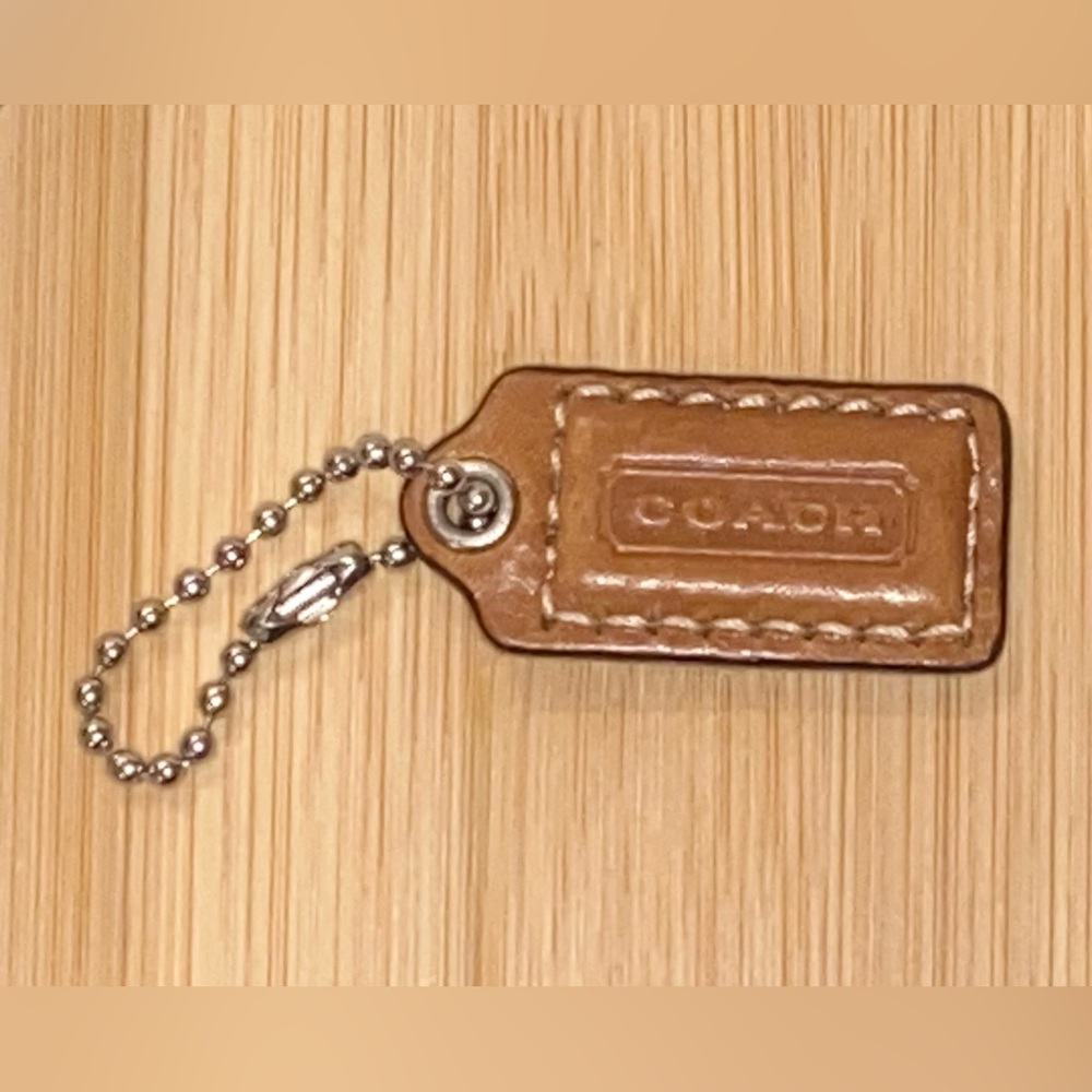 COACH Brown Hang Tag w/ Silver Chain